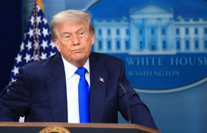 ترامب: الدول التي تتلقى النفط عبر مضيق هرمز عليها الاعتناء به