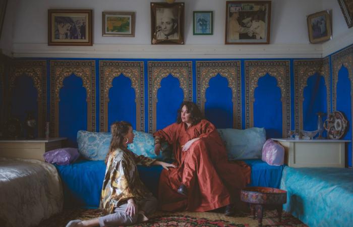 المصممة
      كنزة
      بناني
      تستعين
      بنساء
      طنجة
      المغربية
      لإعادة
      توجيه
      البوصلة