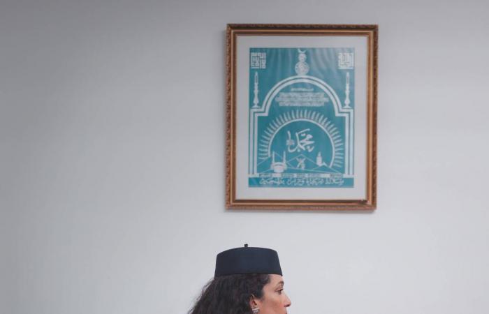 المصممة
      كنزة
      بناني
      تستعين
      بنساء
      طنجة
      المغربية
      لإعادة
      توجيه
      البوصلة