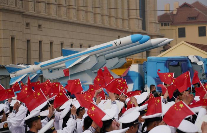 كالاس:
      الاتحاد
      الأوروبي
      سيناقش
      سُبل
      إبقاء
      مضيق
      هرمز
      مفتوحاً