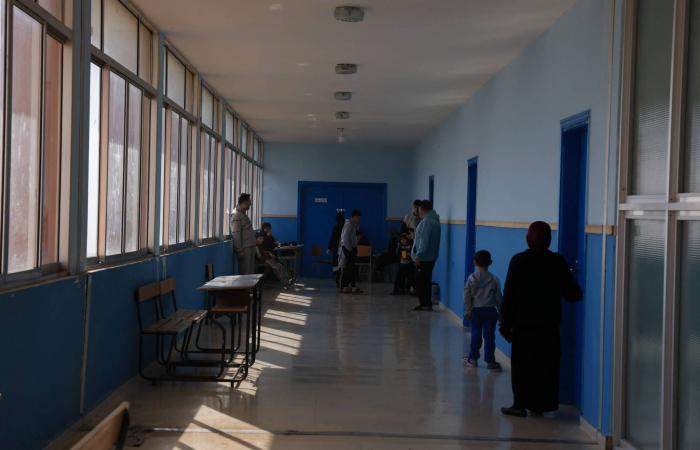 الحرب
      تحاصر
      التعليم
      في
      لبنان
      وتعمّق
      عدم
      المساواة
      بين
      الطلاب