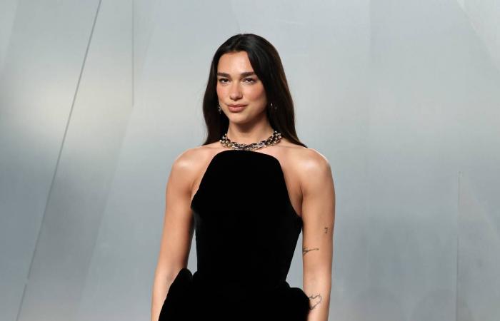 الموضة
      الكلاسيكية
      تفوز
      في
      أوسكار
      2026