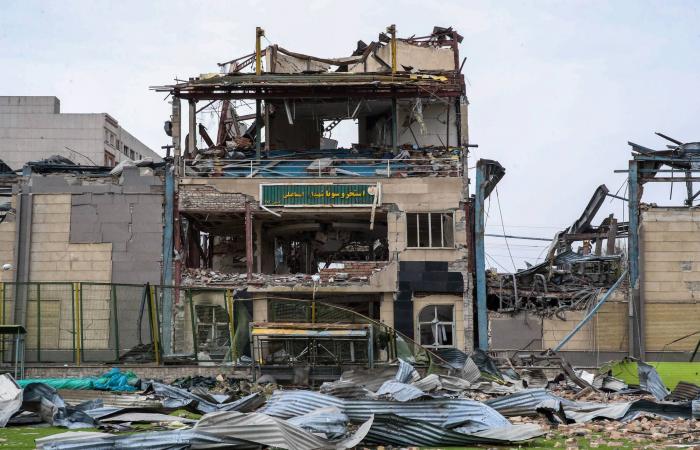 بعد
      أخبار
      عن
      مقتله...
      نتنياهو
      ينفي
      الشائعات
      في
      فيديو
      مع
      السفير
      الأميركي