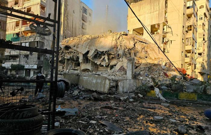 قتيل
      و4
      جرحى
      من
      الجيش
      اللبناني
      في
      غارة
      إسرائيلية
      على
      جنوب
      البلاد