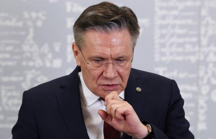 «روس
      آتوم»
      تستنكر
      الهجوم
      على
      أراضي
      محطة
      بوشهر
      النووية
      الإيرانية