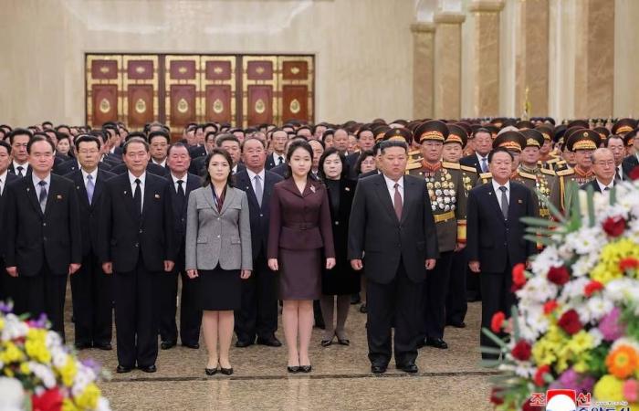 5
      دول
      غربية
      واليابان
      تعلن
      «استعدادها
      للمساهمة»
      في
      تأمين
      مضيق
      هرمز