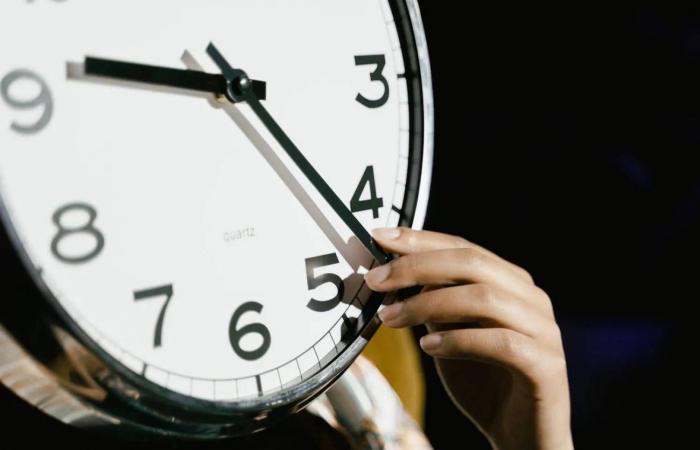 بعد
      رمضان...
      كيف
      تستعيدون
      ساعتكم
      البيولوجية
      وتوازنكم
      اليومي
      بسهولة؟