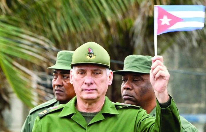 ترمب
      يشدد
      الخناق
      على
      كوبا
      ويمنع
      وصول
      ناقلتين
      روسيتين