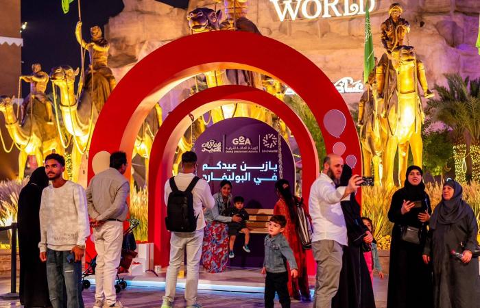 ظهور
      شيرين
      المفاجئ
      يبدد
      شائعات
      تدهور
      صحتها