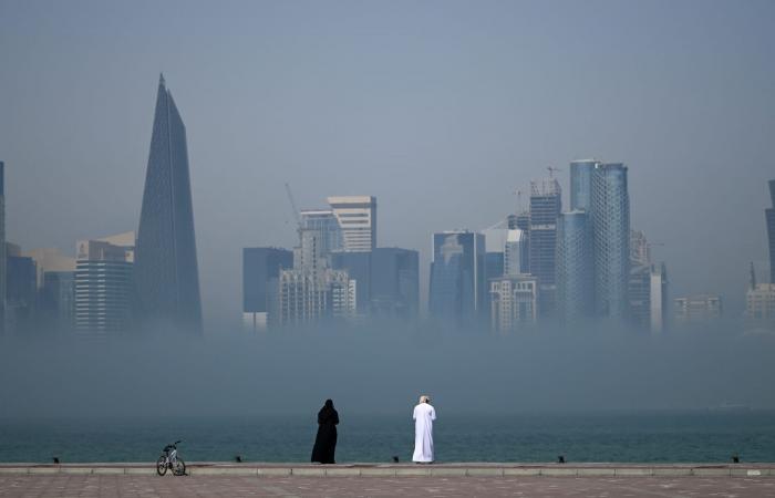 قطر.. سقوط وتحطم مروحية بالمياه الإقليمية بسبب عطل فني