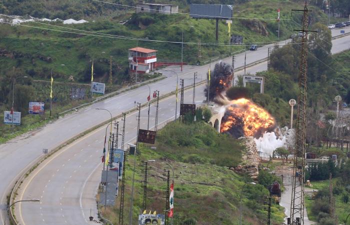 تصعيد
      إسرائيلي
      واسع
      وأوامر
      بتدمير
      جسور
      «الليطاني»
      جنوب
      لبنان