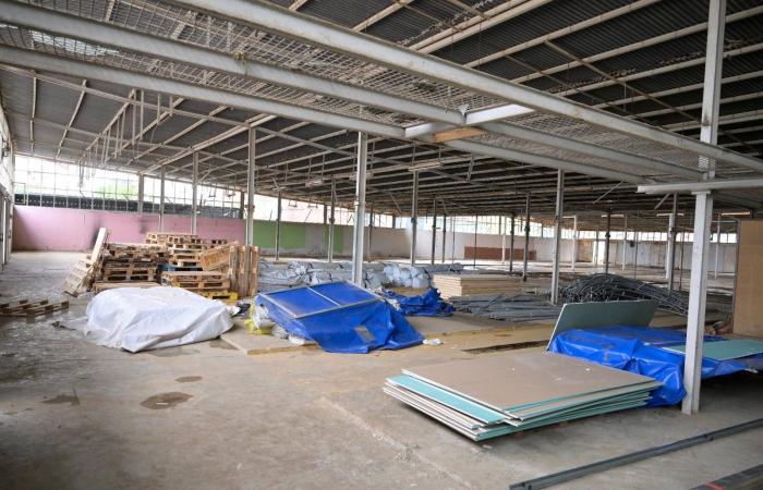 بين
      الهواجس
      الأمنية
      والطائفية:
      رفض
      إقامة
      مركز
      نزوح
      في
      وسط
      بيروت