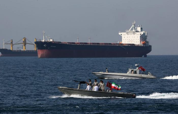 إيران تهدد بغلق مضيق هرمز بالكامل حال نفذ ترامب وعيده بعد مهلة الـ48 ساعة