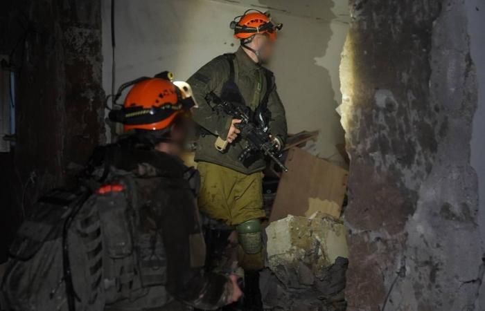 أكثر
      من
      100
      جريح
      في
      ضربات
      إيرانية
      على
      مدينتين
      جنوب
      إسرائيل