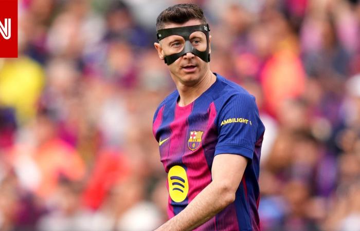 متابعة: "لم أحسم قراري بعد".. ليفاندوفسكي يثير شكوكاً حول مستقبله مع برشلونة