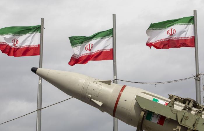 إيران تُهدد بزرع ألغام في الخليج بحال استهداف جزرها أو سواحلها