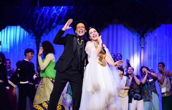 مسارح
      مصرية
      كاملة
      العدد
      في
      العيد...
      و«الملك
      لير»
      يخطف
      الأضواء