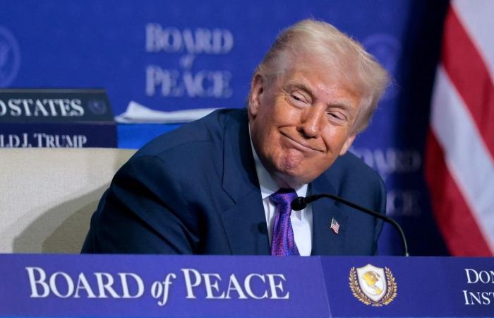 رئيس مجلس الشورى الإيراني يؤكد عدم إجراء مفاوضات مع الولايات المتحدة