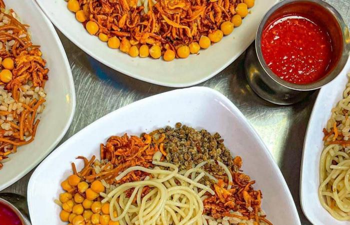 مقتل
      15
      شخصاً
      بقصف
      على
      مدينة
      لقاوة
      في
      السودان