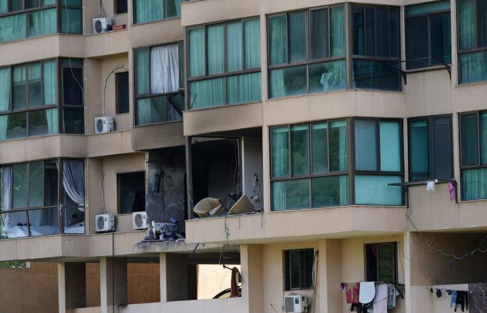 لبنان:
      الاستهدافات
      الإسرائيلية
      المتنقلة
      توسّع
      القلق...
      وتشديد
      أمني
      لمواكبة
      النزوح