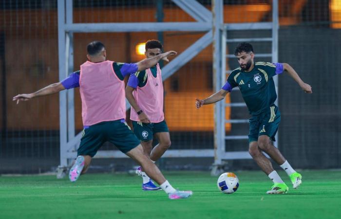 رسمياً...
      دور
      ثمن
      النهائي
      لدوري
      النخبة
      الآسيوي
      سيقام
      موحداً
      بجدة