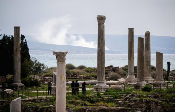 مواقع
      أثرية
      بمدينة
      صور
      اللبنانية
      تحت
      رحمة
      الغارات
      الإسرائيلية