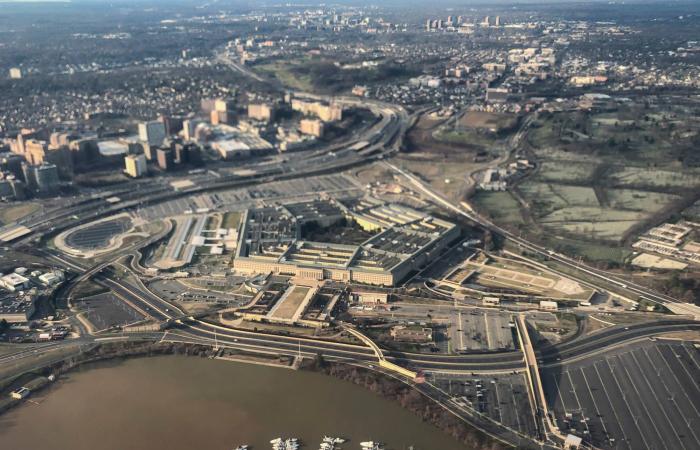 «البنتاغون»
      يرضخ
      للقضاء
      «شكلاً»
      ويواصل
      التضييق
      على
      الصحافة