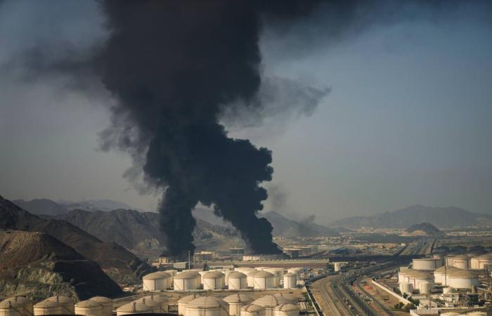 جلسة
      عاجلة
      لـ«مجلس
      حقوق
      الإنسان»
      لبحث
      الهجمات
      الإيرانية
      على
      دول
      الخليج