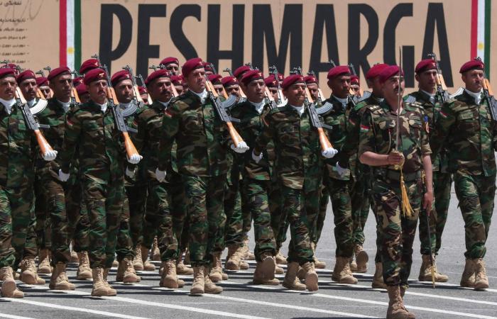 28
      ضابطاً
      من
      «قسد»
      يلتحقون
      بالكلية
      الحربية
      السورية
      لإعداد
      قادة
      للألوية
      والكتائب