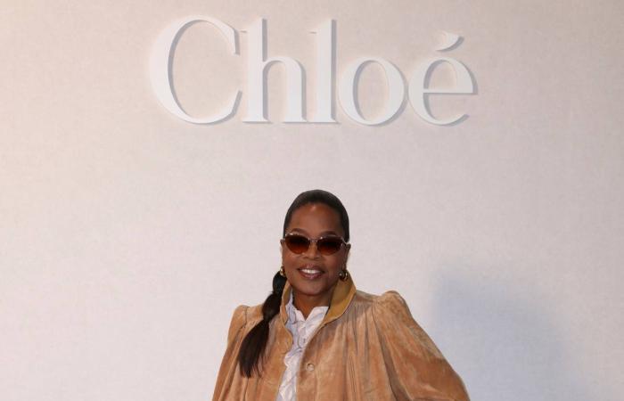 سكياباريللي:
      حين
      تتجلَّى
      الموضة
      لتصبح
      فناً
      يفتح
      أبوابه
      في
      متحف
      «فيكتوريا
      وألبرت»
      بلندن