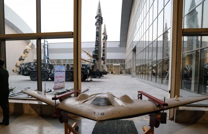 حريق بعد ضرب طائرات مسيرة لخزان وقود بمطار الكويت