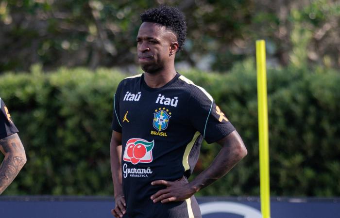 البرازيل
      وفرنسا
      في
      «بروفة»
      من
      العيار
      الثقيل
      استعداداً
      لـ«مونديال
      2026»