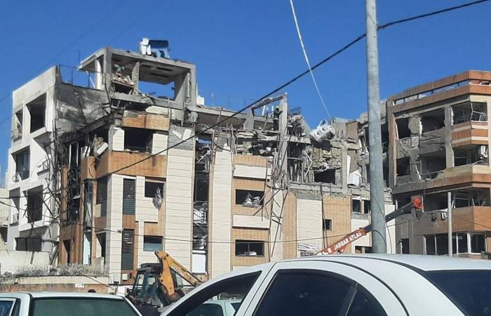 اغتيال
      قائد
      بحرية
      «الحرس
      الثوري»
      يسبق
      انتهاء
      مهلة
      «هرمز»