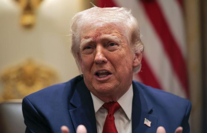 ترامب يكشف عن "الهدية" التي قدمتها إيران خلال المفاوضات