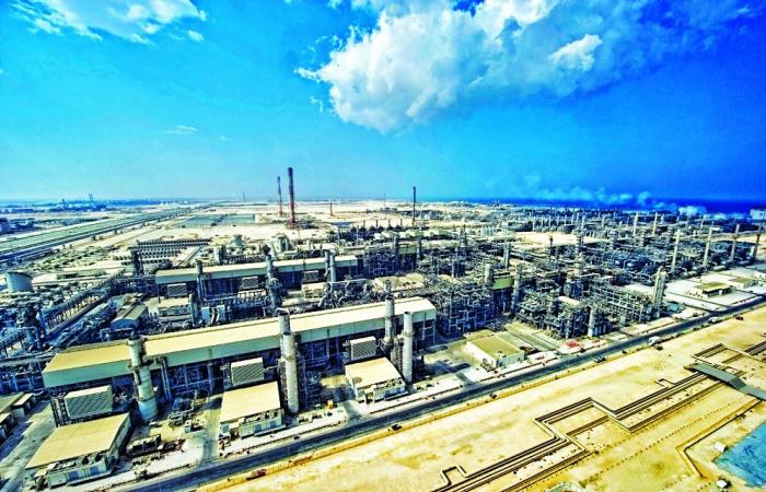 بلومبرغ: إصابة صناعة الغاز في قطر تعيد تشكيل سوق الطاقة