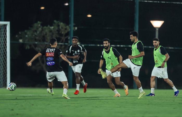 منتخبا
      السعودية
      ومصر...
      قمة
      «ودية»
      بنكهة
      مونديالية