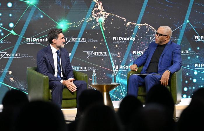 السعودية
      تعفي
      الواردات
      والصادرات
      الخليجية
      من
      أجور
      التخزين
      60
      يوماً