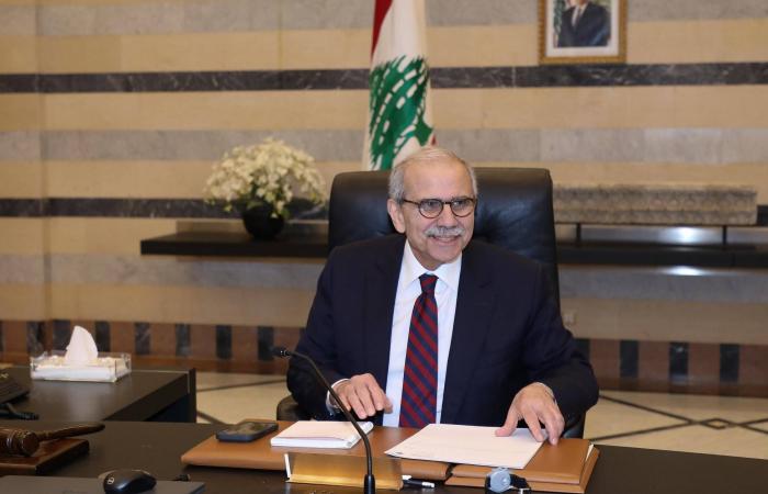 الحكومة
      اللبنانية
      تتجنب
      التطرق
      إلى
      قرار
      طرد
      السفير
      الإيراني
      وسط
      مقاطعة
      «الثنائي
      الشيعي»