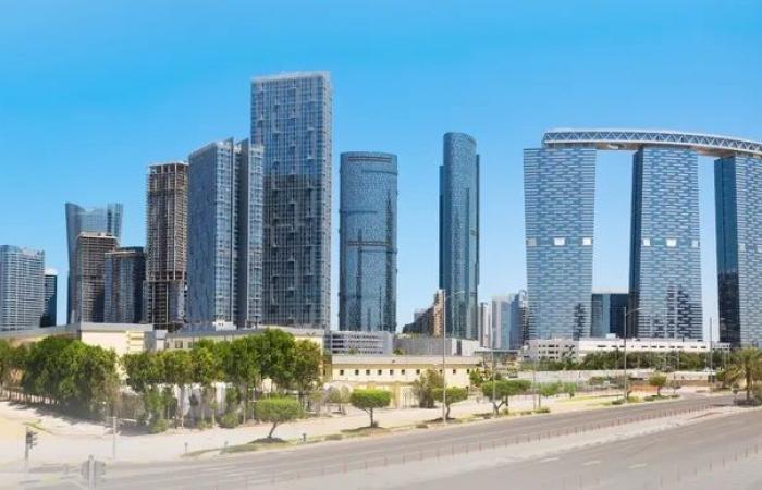 مقتل شخصين وإصابة 3 آخرين بشظايا صاروخ باليستي إيراني بأبوظبي