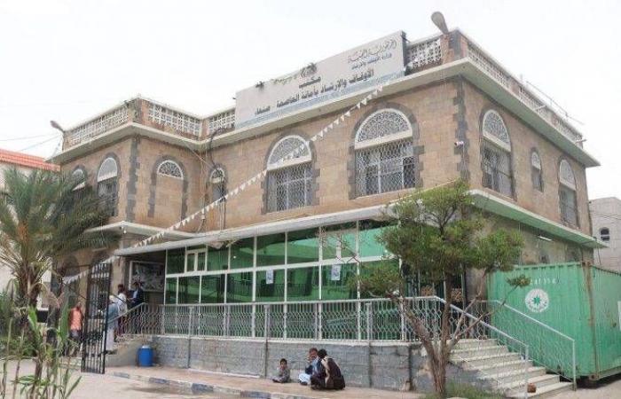 أموال
      الزكاة
      والأوقاف
      تؤجج
      الصراع
      بين
      القادة
      الحوثيين