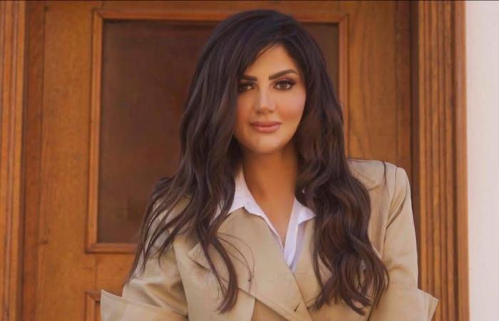 شذى
      لـ«الشرق
      الأوسط»:
      عصر
      الألبومات
      الغنائية
      انتهى