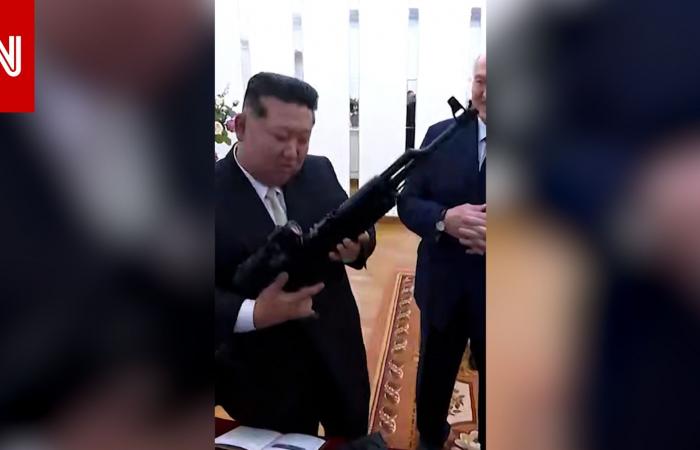 متابعة: بندقية وسيف ذهبي.. زعيما كوريا الشمالية وبيلاروسيا يتبادلان الهدايا في بيونغ يانغ