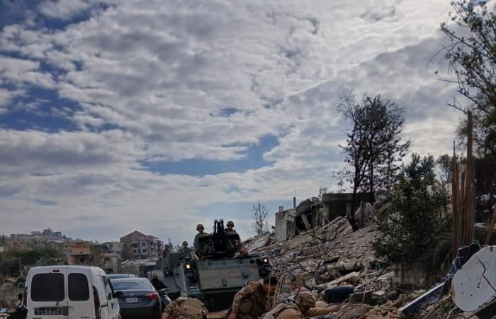 السفير
      البابوي
      ينفذ
      جولة
      تضامنية
      في
      القرى
      المسيحية
      جنوبي
      لبنان