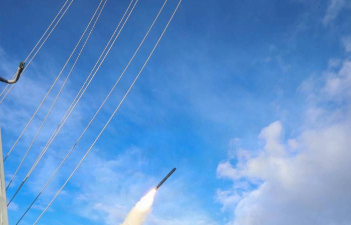 ترقب
      للرد
      الإيراني
      على
      شروط
      ترمب
      لوقف
      إطلاق
      النار