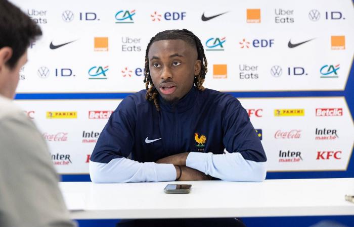 أتانغانا:
      نخبة
      النجوم
      أغروني
      بالتوقيع
      للأهلي...
      ومحرز
      داعمي
      الأول