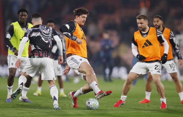 هل
      يجب
      على
      مانشستر
      يونايتد
      حسم
      مصير
      كاريك
      قبل
      نهاية
      الموسم؟