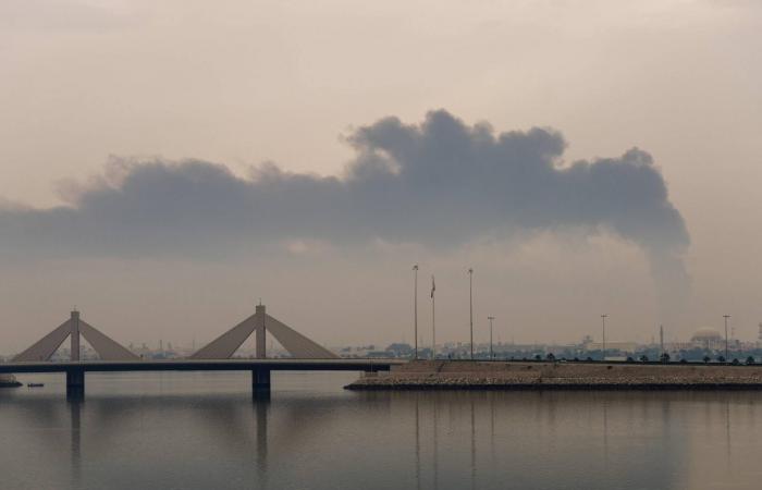 الألمنيوم
      في
      مرمى
      النيران:
      هجمات
      إيرانية
      تُربك
      23
      %
      من
      إمدادات
      العالم