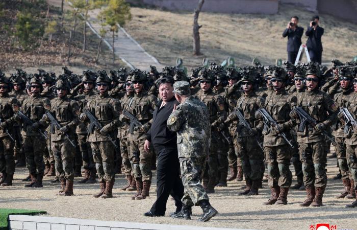 الصين
      تحتج
      على
      تحذير
      أميركي
      بشأن
      تغيير
      قواعد
      أمنية
      في
      هونغ
      كونغ