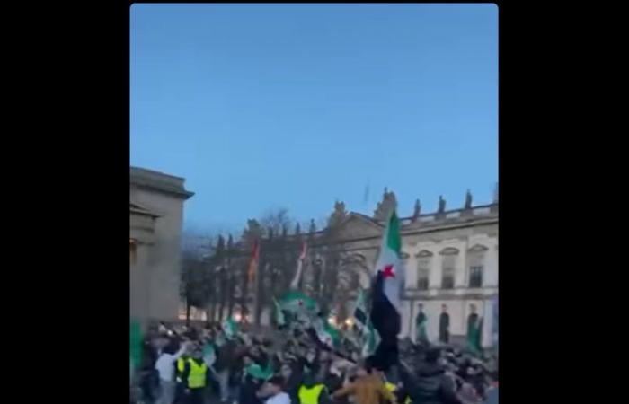 مقاطع منسوبة لـ"احتفالات سورية في ألمانيا باستقبال الشرع".. ما حقيقتها؟