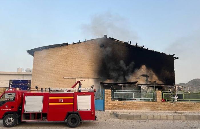 سكان
      طهران
      بعد
      شهر
      من
      الحرب:
      «نفتقد
      عاداتنا
      البسيطة»